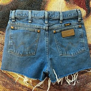 Wrangler Cutoff Jean Shorts
